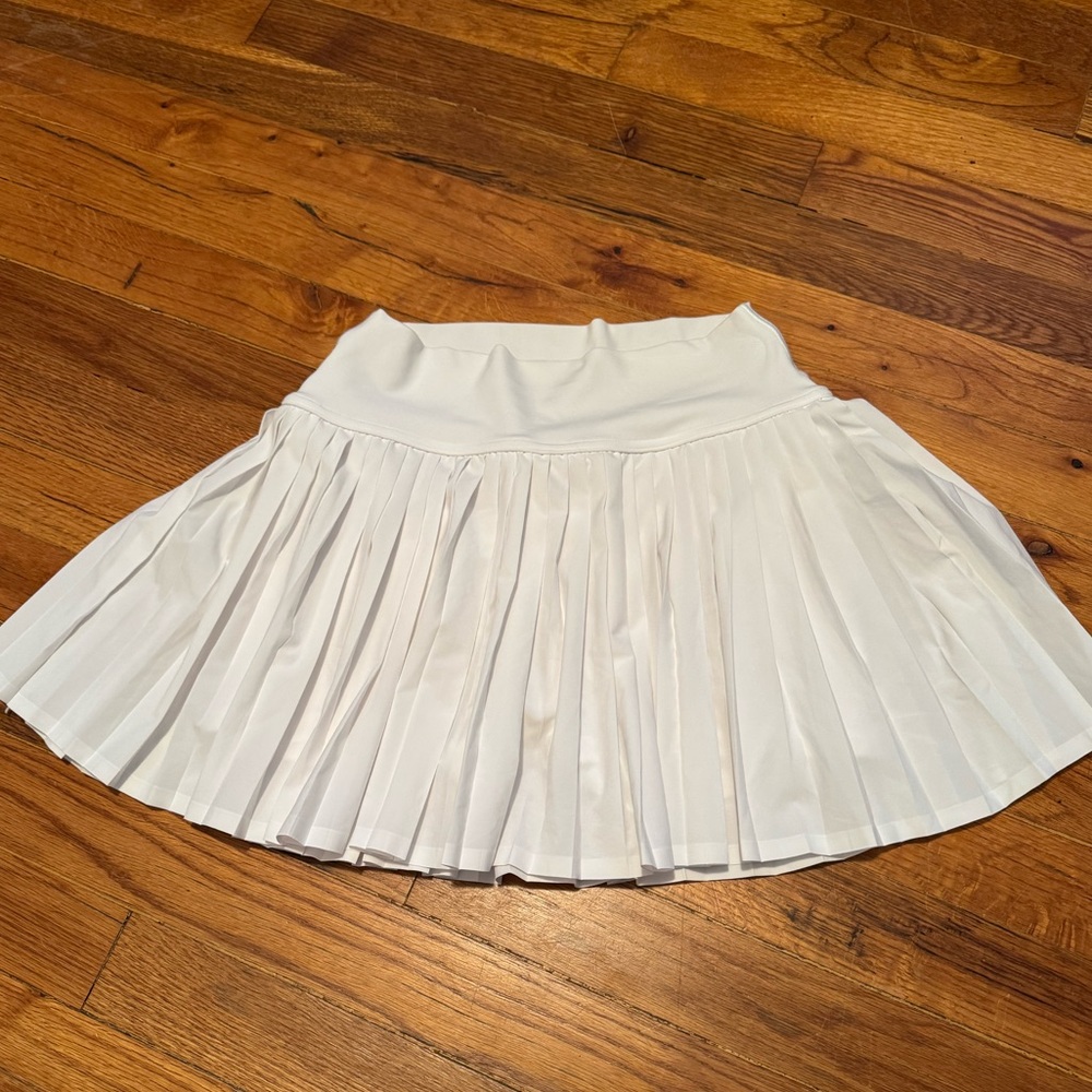 Offline by Aerie White Pleated Women's Micro Pleated Skort